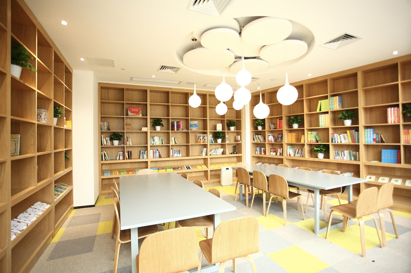 Custom library and learning furniture at LeBan Education